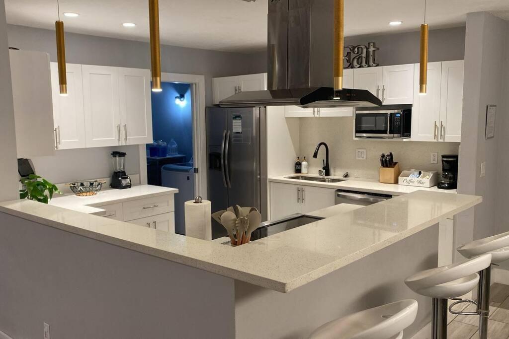Luxurious Westchester Near Clinics * Miami