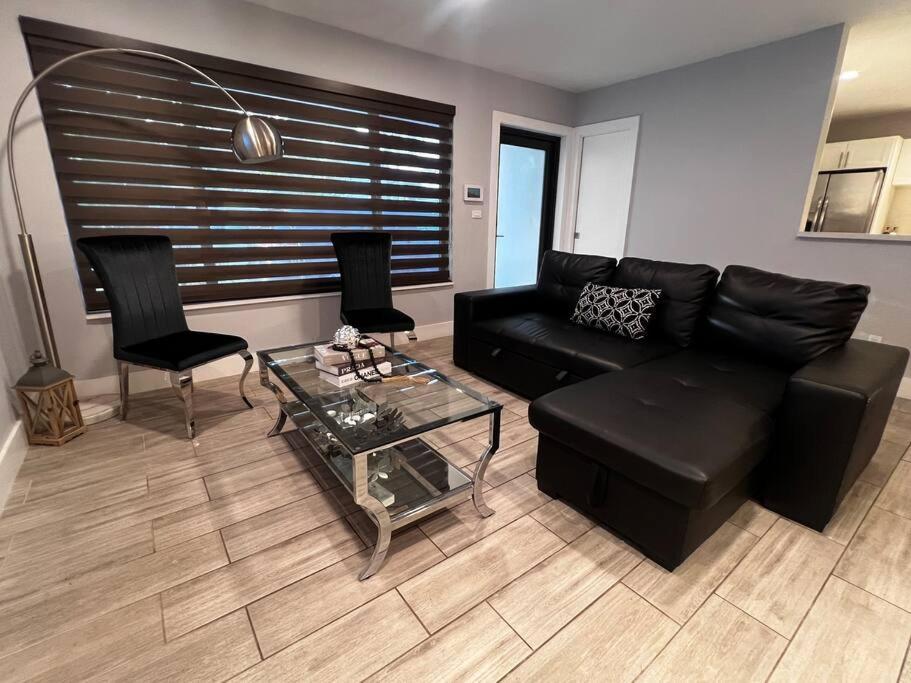 Holiday home Luxurious Westchester Near Clinics *
