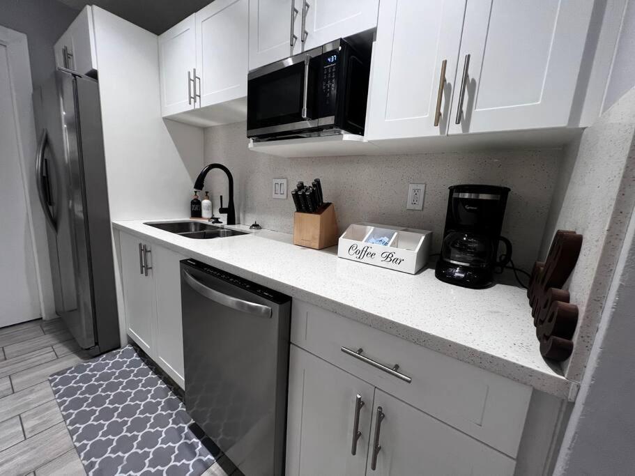 Holiday home Luxurious Westchester Near Clinics *