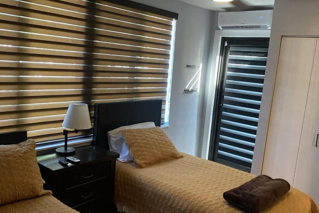 Luxurious Westchester Near Clinics Holiday home Miami