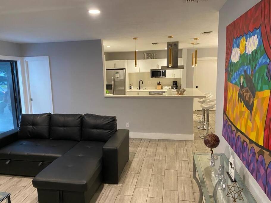 Holiday home Luxurious Westchester Near Clinics Miami
