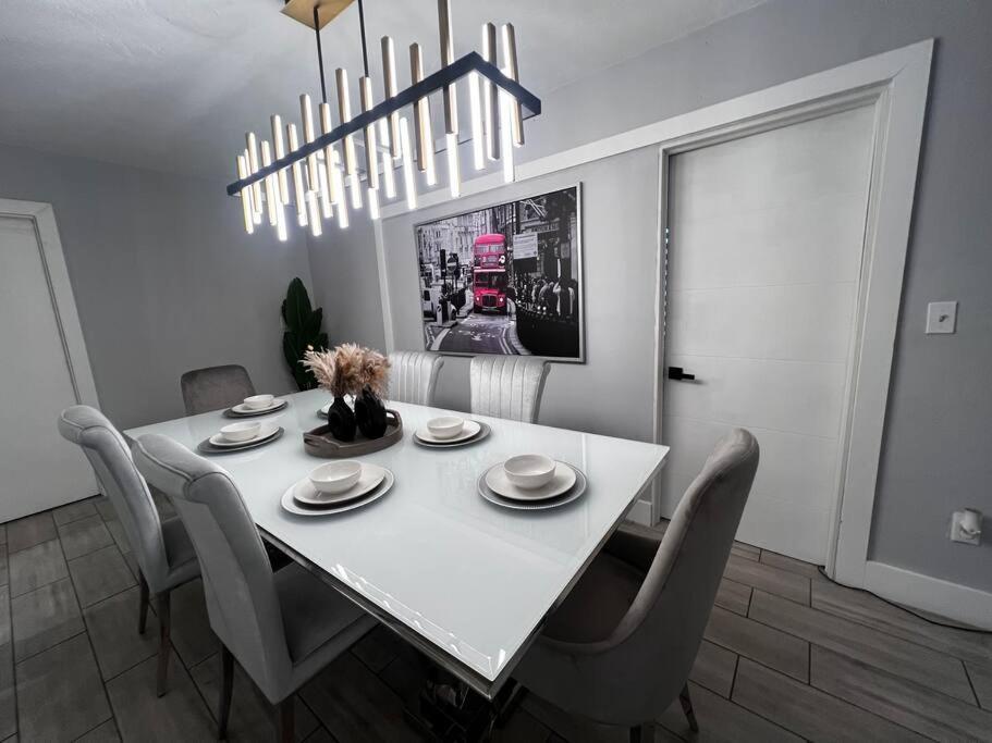 Holiday home Luxurious Westchester Near Clinics Miami