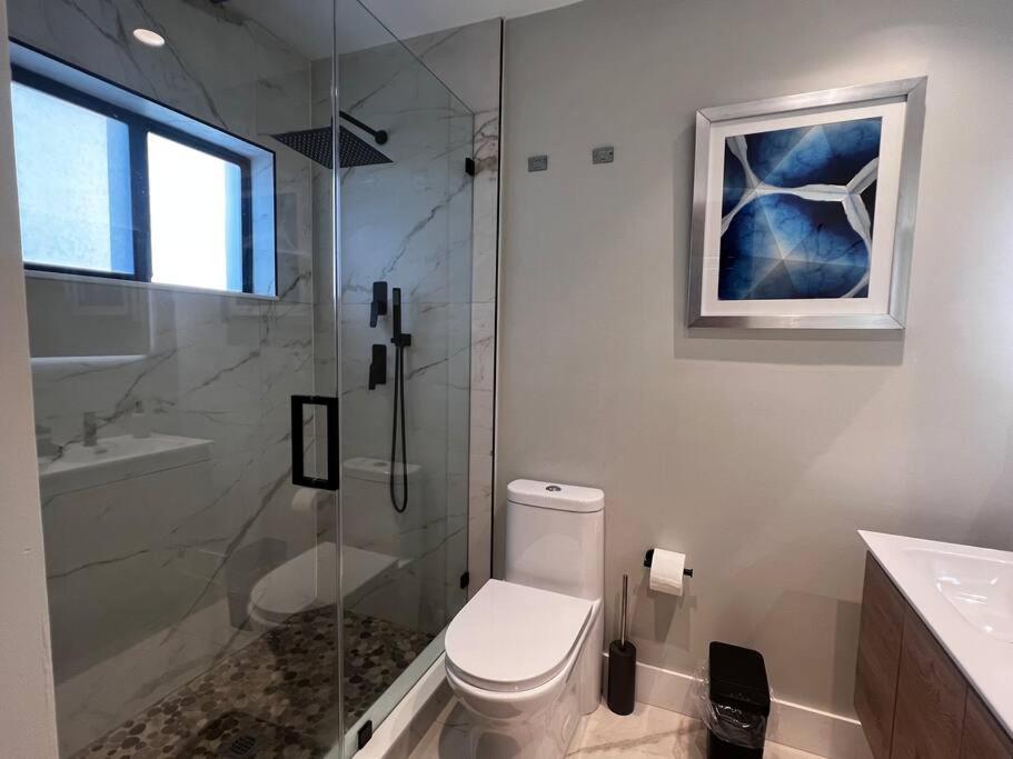 Luxurious Westchester Near Clinics Holiday home Miami