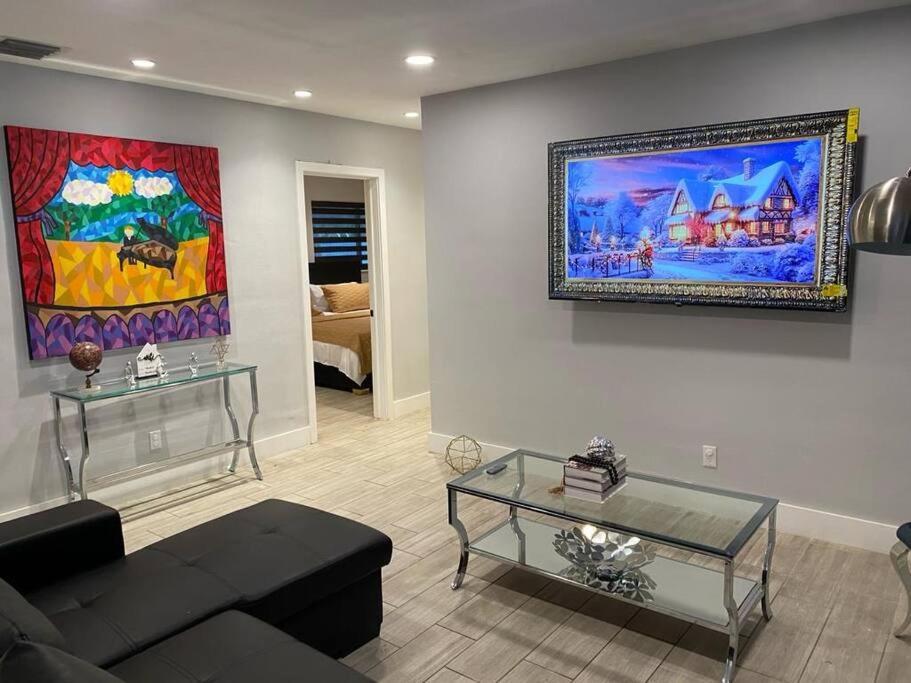 Luxurious Westchester Near Clinics *